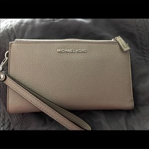 Michael Kors Wristlet